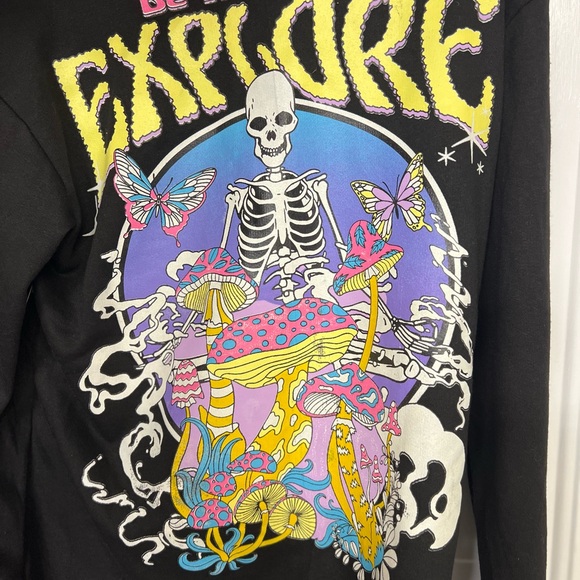 Explore Black Graphic Hoodie for Men - Picture 5 of 9